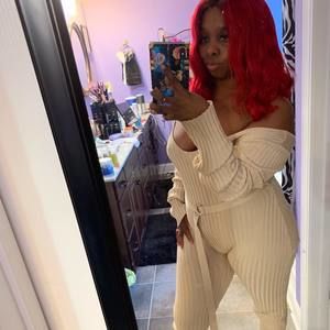 Meet your Posher, Karissa